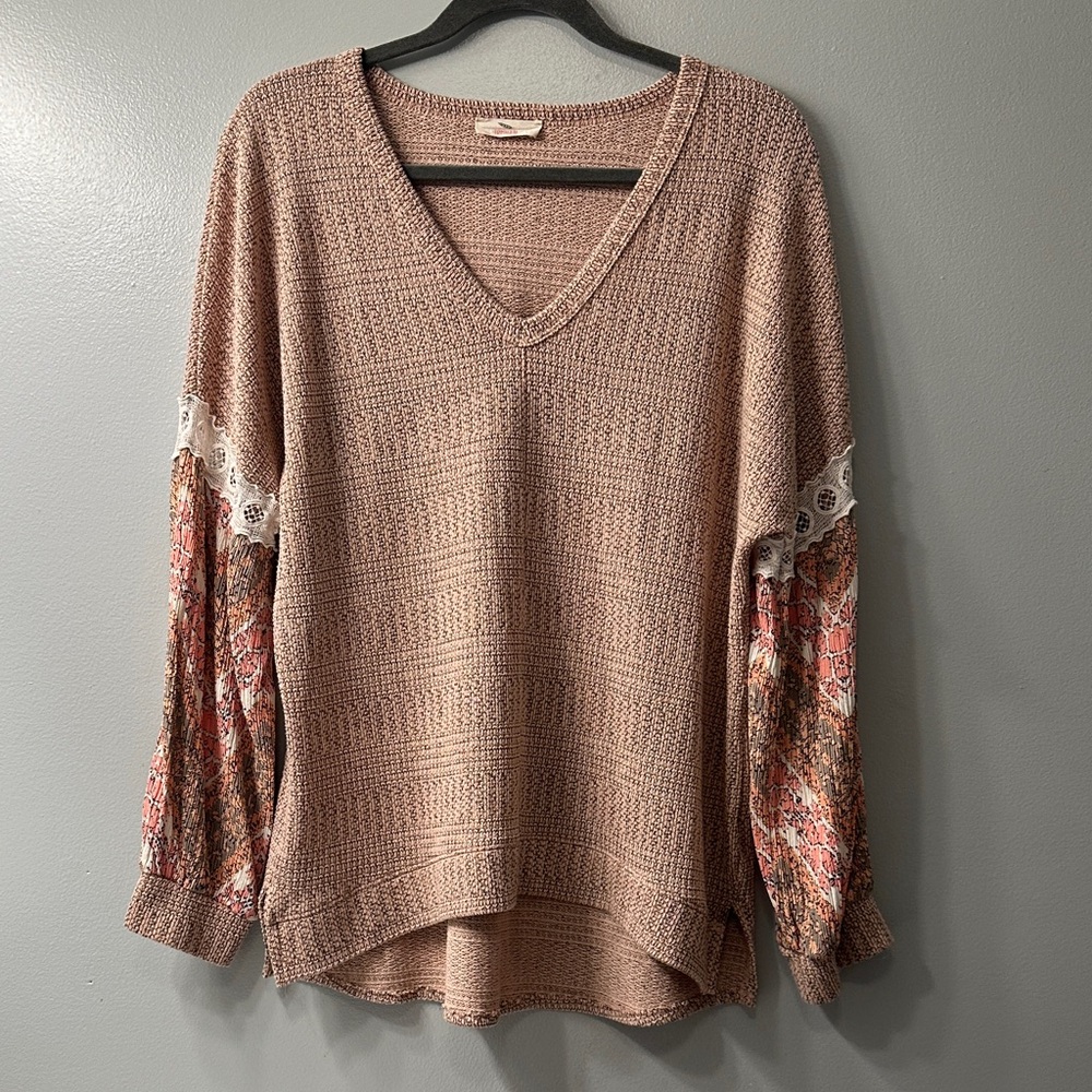 Hummingbird Textured V-Neck Sweater with Patterned Sleeves